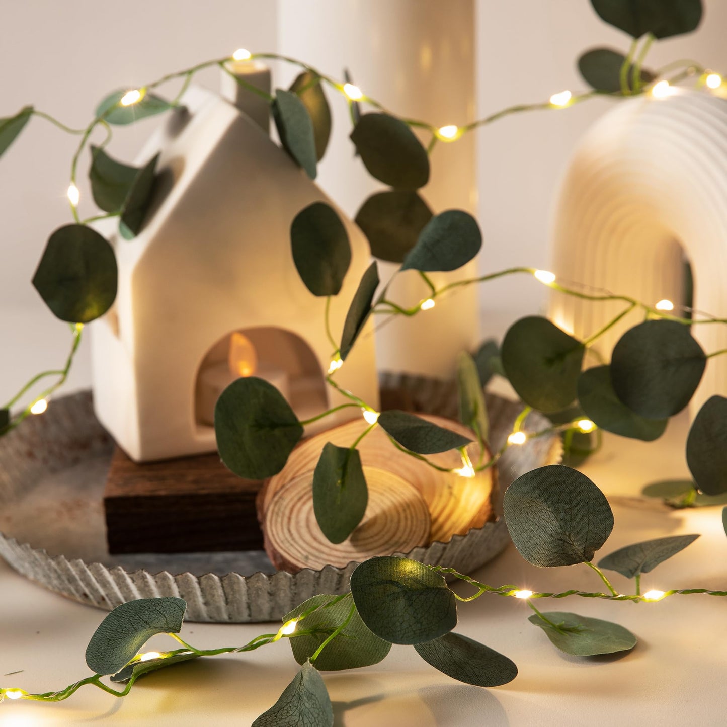 33 Ft Vine with Pothos String Lights Battery Operated, 8 Flashing Model Waterproof 100 LEDs Artifical Ivy Leaves Vine String Light for Garland Bedroom Wedding Party Holiday Patio Decor